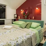 Zana Luxury Center Apartamento *