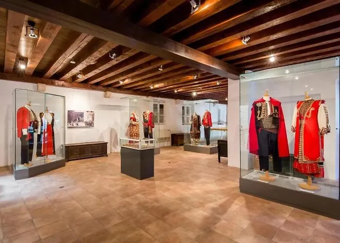 Zana Luxury Center