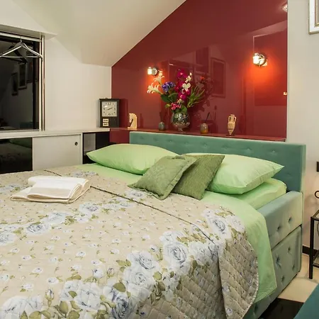 Zana Luxury Center Appartement *