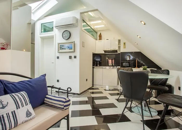 Zana Luxury Center * Split