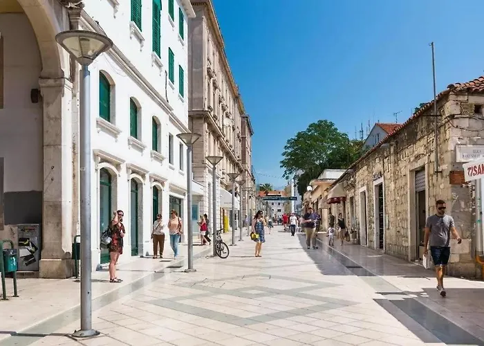 Zana Luxury Center Lejlighed *