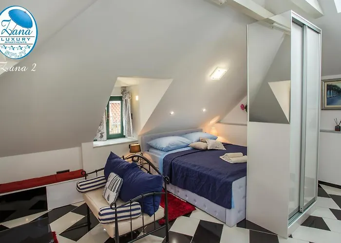 Zana Luxury Center Apartmán *